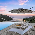 Kronos Estate Lefkada - 5 Star Luxury