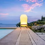 Kronos Estate Lefkada - 5 Star Luxury ヴィラ ミクロス・ギアロス