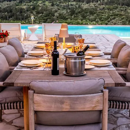 Kronos Estate Lefkada - 5 Star Luxury