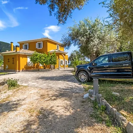 Kronos Estate Lefkada - 5 Star Luxury Vila Mikros Gialos