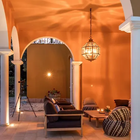Kronos Estate Lefkada - 5 Star Luxury Vila