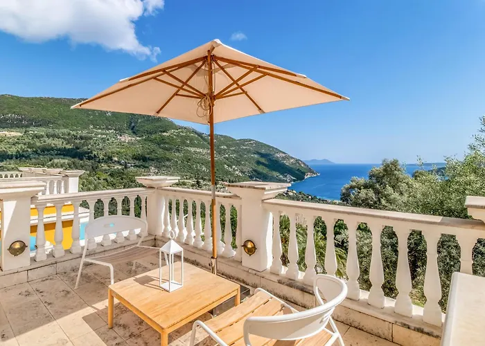 Kronos Estate Lefkada - 5 Star Luxury Mikros Gialos