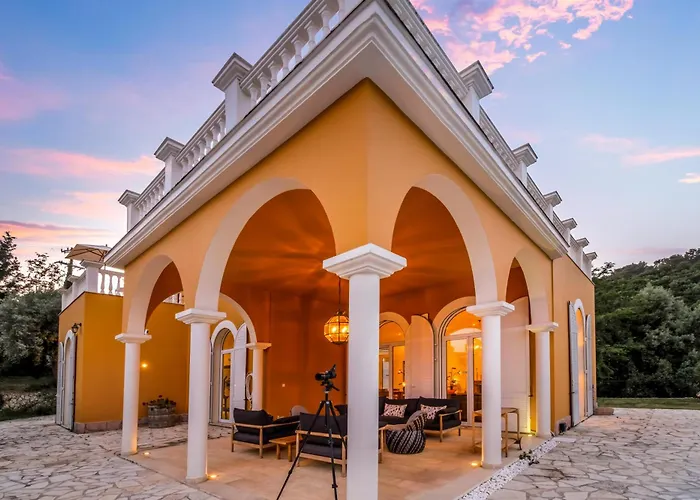 Willa Kronos Estate Lefkada - 5 Star Luxury Mikros Gialos