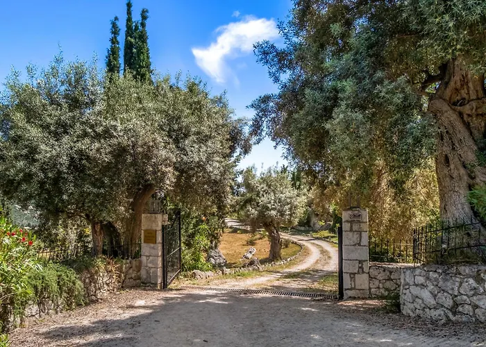 Willa Kronos Estate Lefkada - 5 Star Luxury