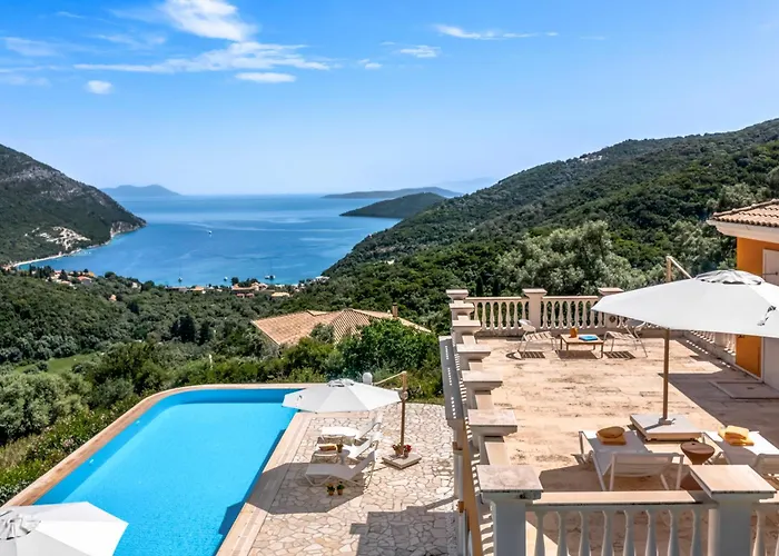 Kronos Estate Lefkada - 5 Star Luxury Mikros Gialos