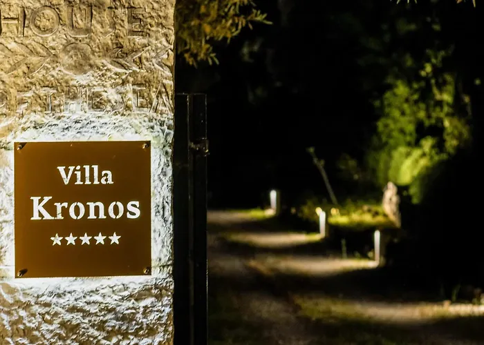 Kronos Estate Lefkada - 5 Star Luxury